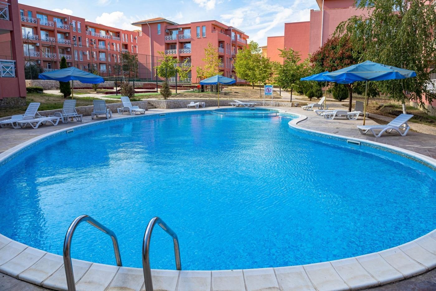 Zweizimmer Wohnung neben Sonnenstrand Zweizimmer Wohnung neben Sonnenstrand